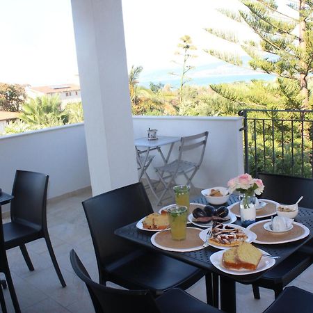 Residenza Anna Calabria Bed & Breakfast Briatico Ngoại thất bức ảnh